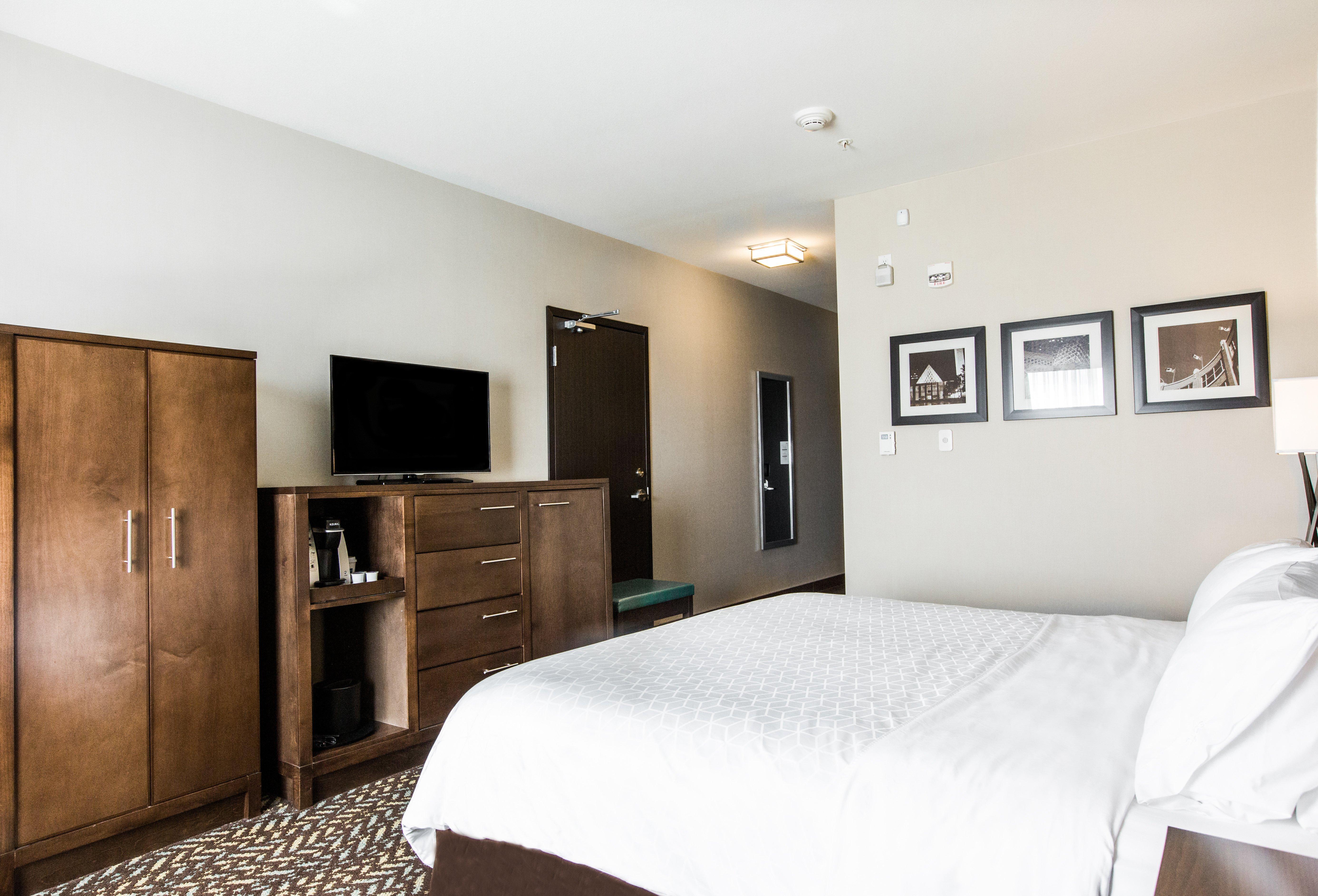 Holiday Inn Express & Suites Spruce Grove - Stony Plain By Ihg Exterior foto