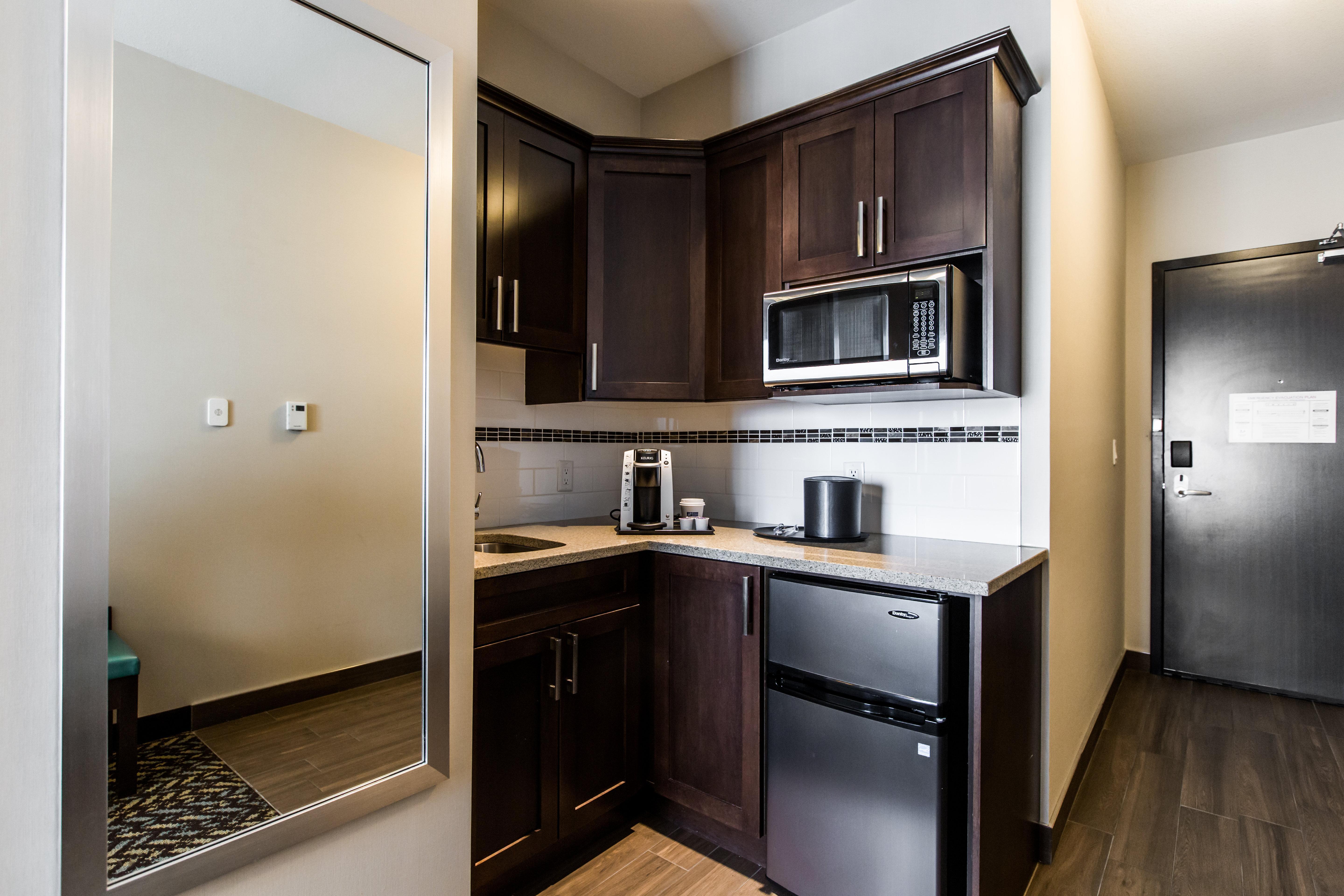 Holiday Inn Express & Suites Spruce Grove - Stony Plain By Ihg Exterior foto